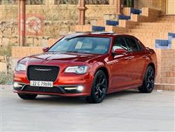 2021 كرايسلر 300