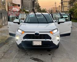 2021 تويوتا راف 4