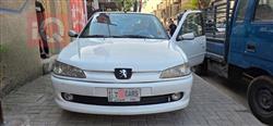2002 بيجو 306