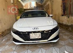 Hyundai Elantra 2022