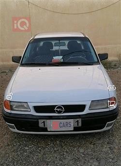 1993 اوبل استرا