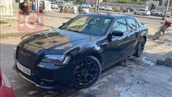 2017 كرايسلر 300