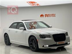 Chrysler 300 2023