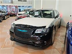 2019 كرايسلر 300
