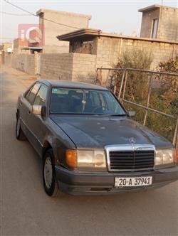 1990 مرسيدس بنز S-Class