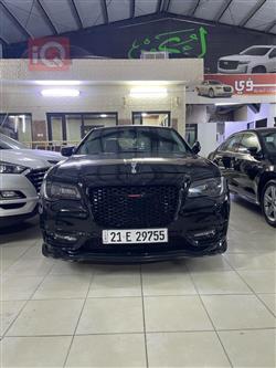 2016 كرايسلر 300