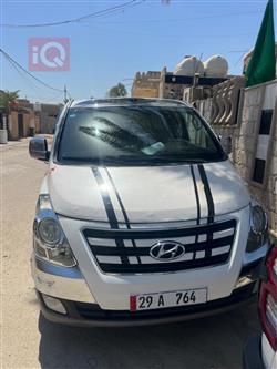 Hyundai Starex 2011