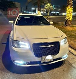 2018 كرايسلر 300