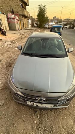 Hyundai Elantra 2019