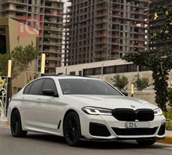 BMW 5-Series 2021