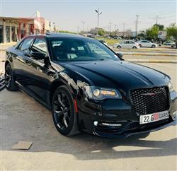 Chrysler 300 2022