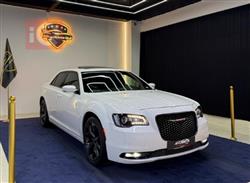 Chrysler 300 2023