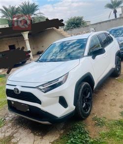 Toyota RAV4 2024