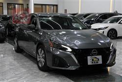 Nissan Altima 2024