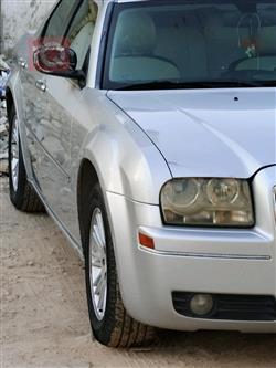 2010 كرايسلر 300