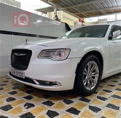 2023 كرايسلر 300