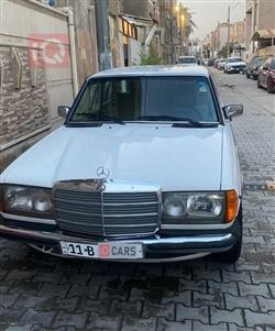 Mercedes-Benz E-Class 1982