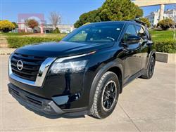 Nissan Pathfinder 2024