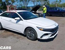 Hyundai Elantra 2024