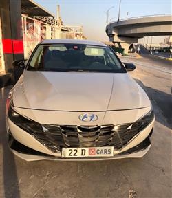 Hyundai Elantra 2022