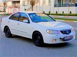 Nissan Sunny 2010