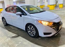 Nissan Versa 2024
