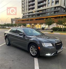 2018 كرايسلر 300