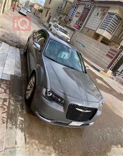 2019 كرايسلر 300