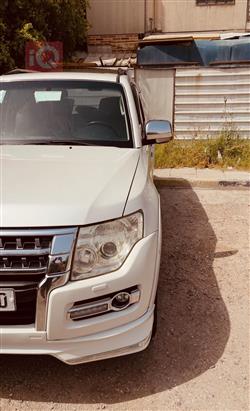 Mitsubishi Pajero 2015