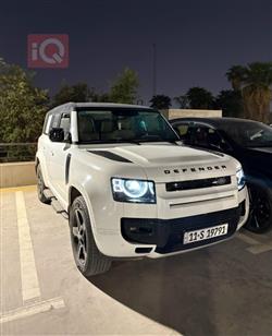 Land Rover Defender 2023