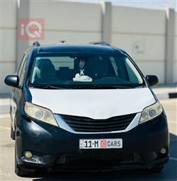 Toyota Sienna 2013