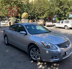 Nissan Altima 2012