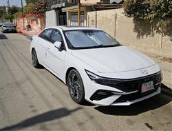 Hyundai Elantra 2024