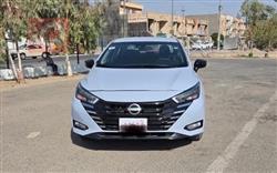 Nissan Versa 2024