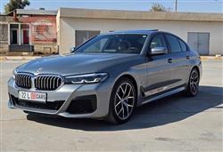 BMW 5-Series 2023