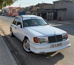 Mercedes-Benz E-Class 1988