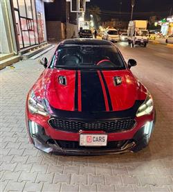 2022 كيا ستينغر
