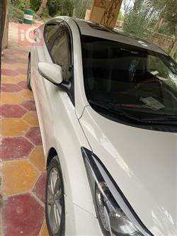Hyundai Elantra 2015
