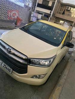 Toyota Innova 2023