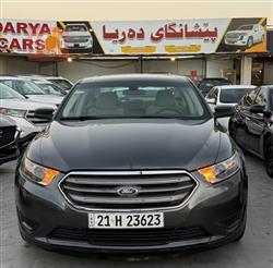Ford Taurus 2016