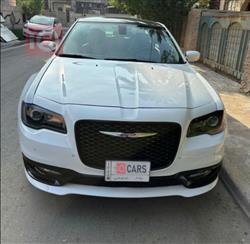Chrysler 300 2022