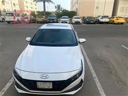 Hyundai Elantra 2022