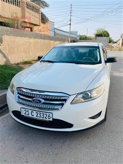 Ford Taurus 2012