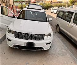 Jeep Grand Cherokee 2021