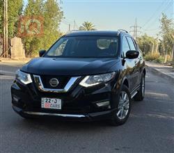 2018 نيسان روج