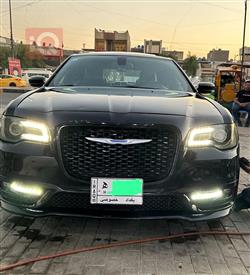 2016 كرايسلر 300