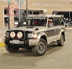 1993 ميتسوبيشي باجيرو