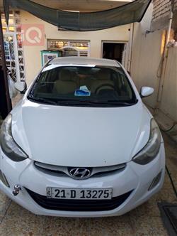 Hyundai Elantra 2012