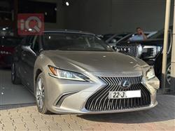 Lexus ES 2019