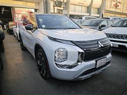 Mitsubishi Outlander 2023